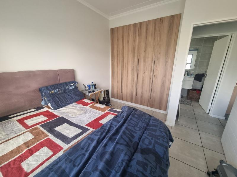 1 Bedroom Property for Sale in De Zicht Estate Western Cape